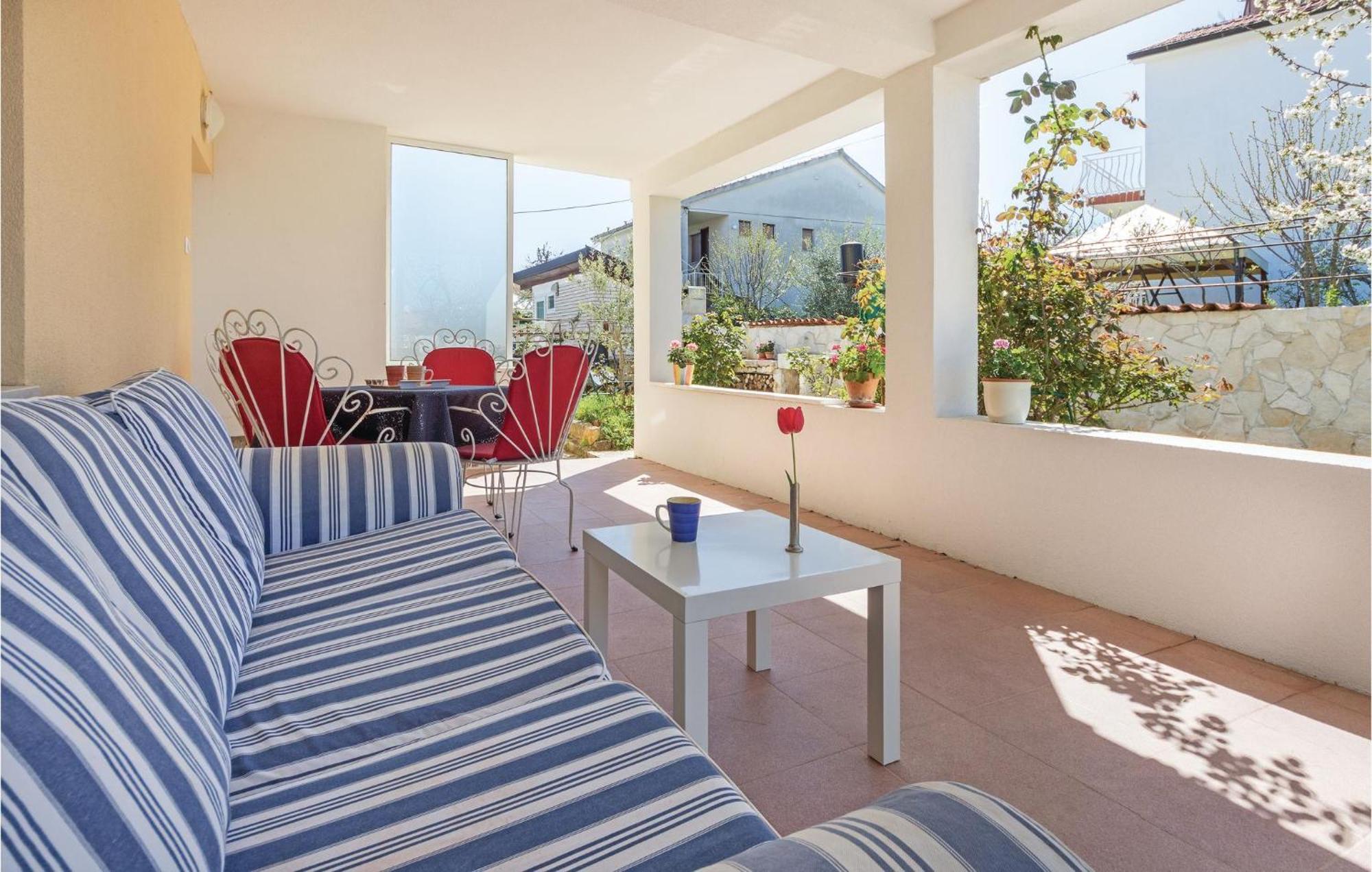 Awesome Apartment In Fazana With Wifi Extérieur photo